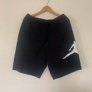 Early 2000’s JORDAN Large Side Logo Sweat Shorts